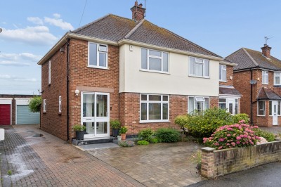 Peel Way, Uxbridge, UB8