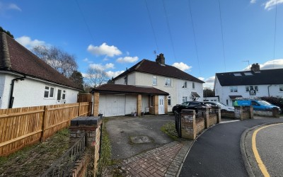 Manor Waye, Uxbridge, UB8