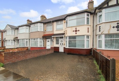 View Full Details for Ryefield Avenue, Uxbridge, Greater London