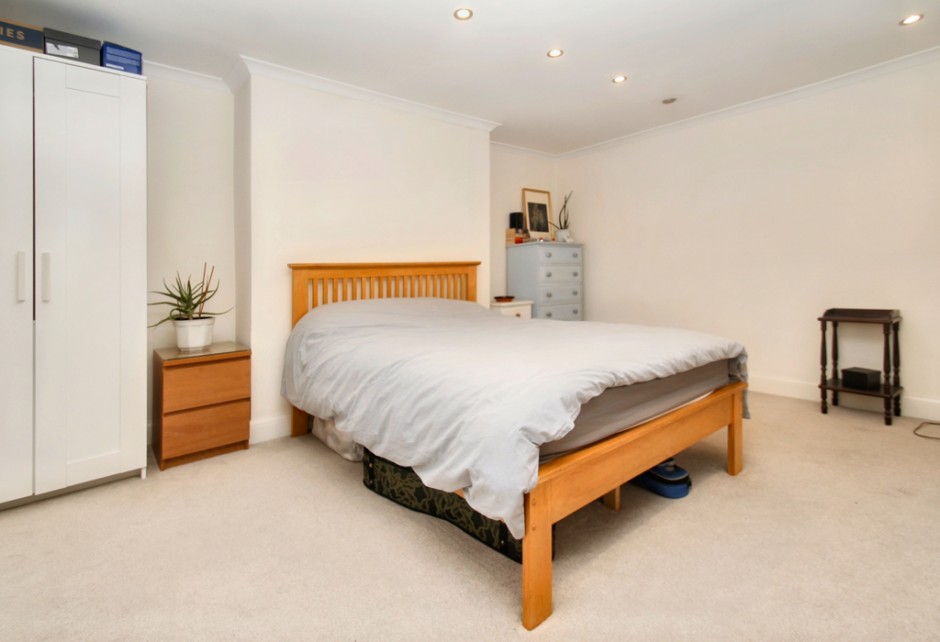 20 Hillingdon Road, Uxbridge, Greater London - Photo 3