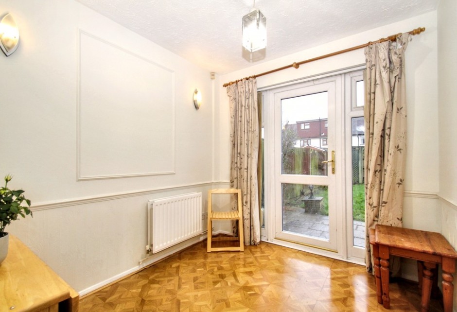 Chiltern Court, Widmore Road, Uxbridge - Photo 11