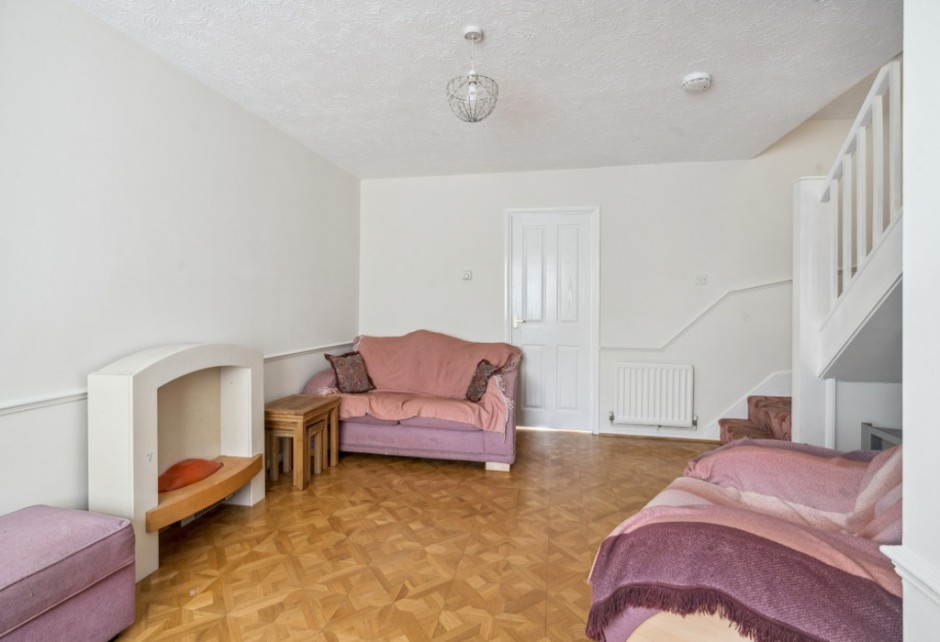 Chiltern Court, Widmore Road, Uxbridge - Photo 17